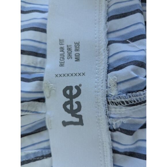 LEE LADIES WOMENS MID RISE REGULAR FIT SHORTS SIZE 8M BLUE STRIPE COLOR NEW - Picture 6 of 8